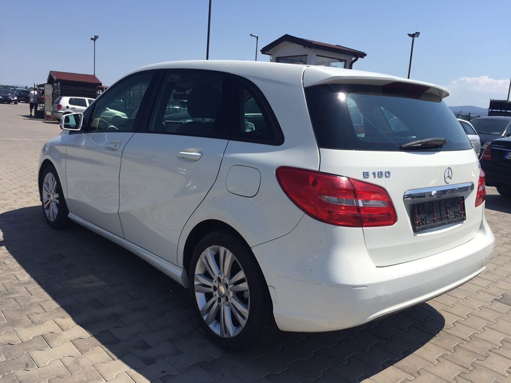 Mercedes B180cdi/Auto/2013г,На части