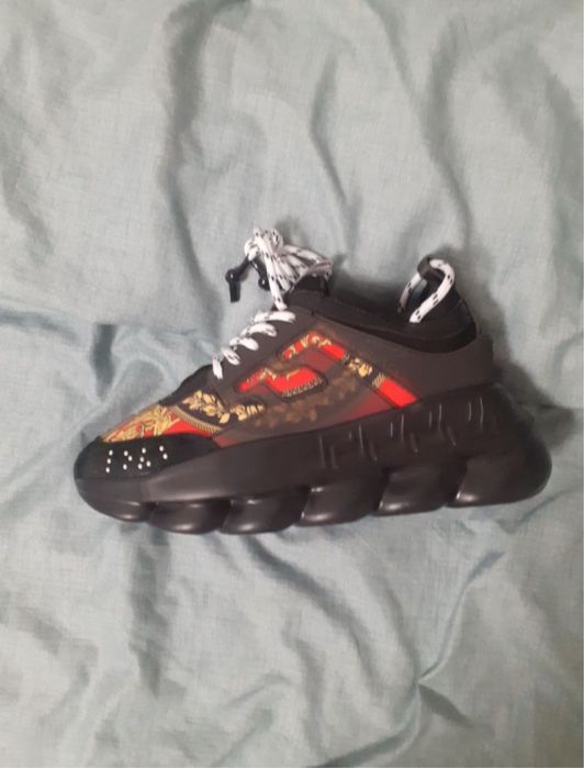 Versace chain reaction crown