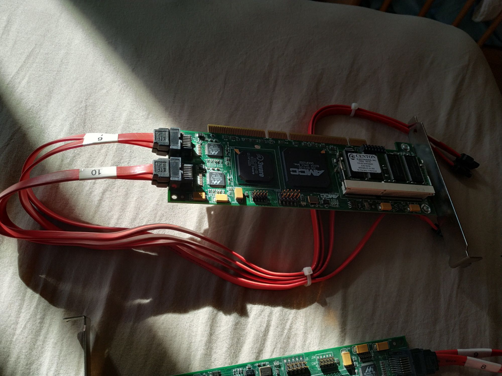 райд контролер 3ware 9500S-4LP 64-bit PCI