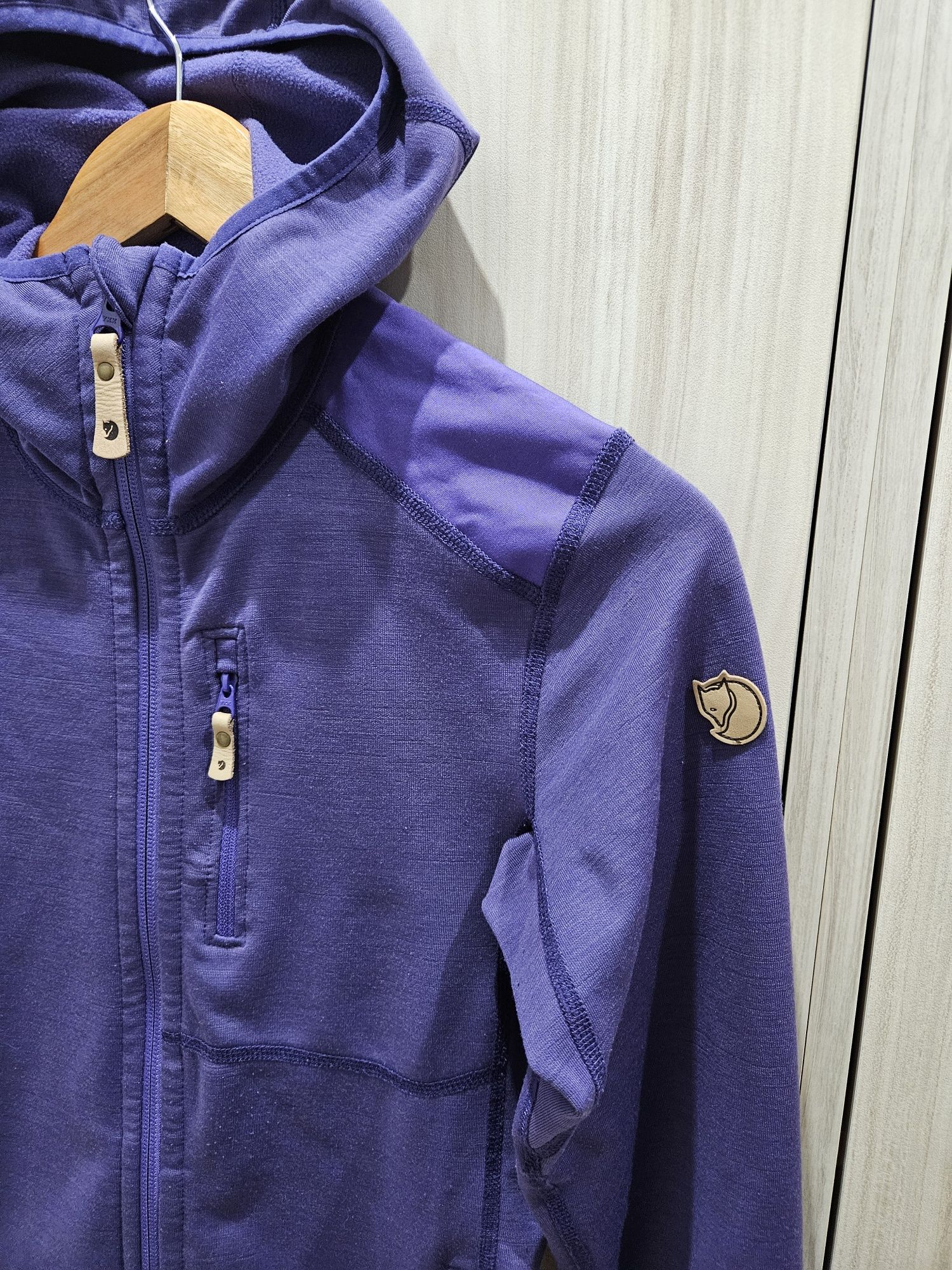 Fjallraven Hoodie - xs размер туристическо горнище