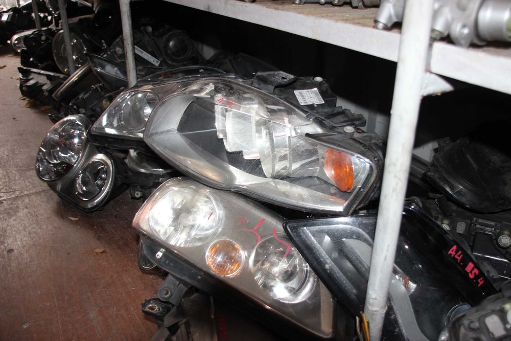 фар / фарове втора употреба за автомобили