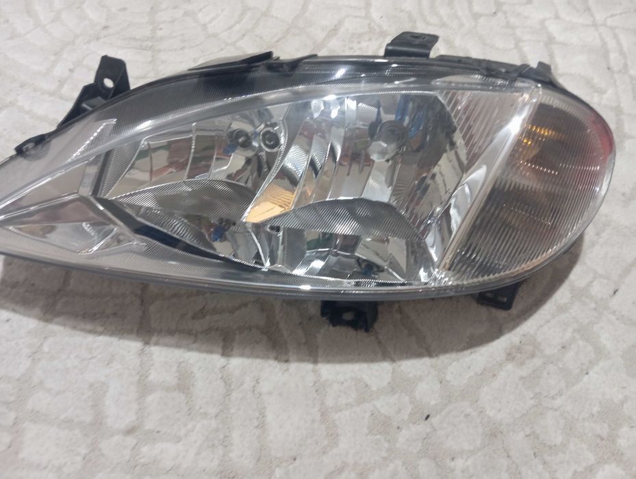 Фарове за Renault megane couch