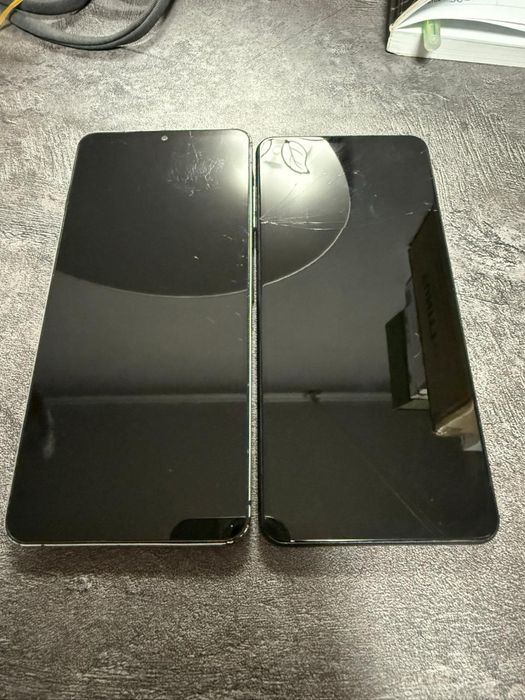 Обменяю 2 телефона самсунг на один