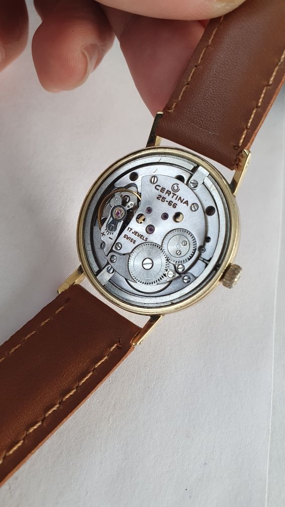Швейцарски антикварен мъжки ръчен часовник CERTINA