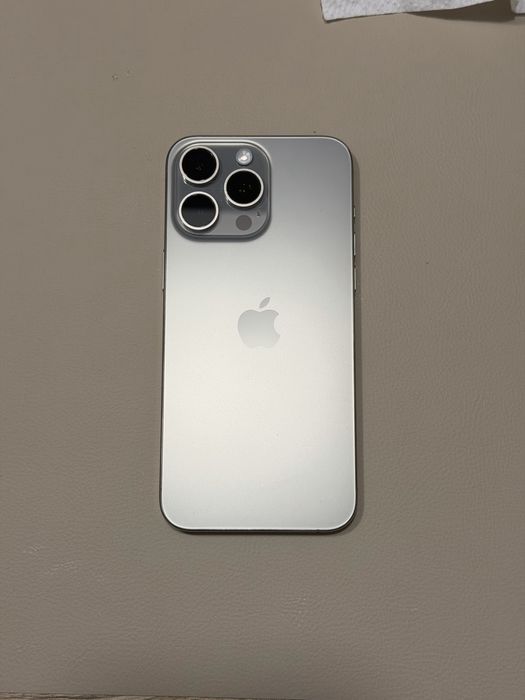 iPhone 15 Pro Max, Natural Titanium, 256GB