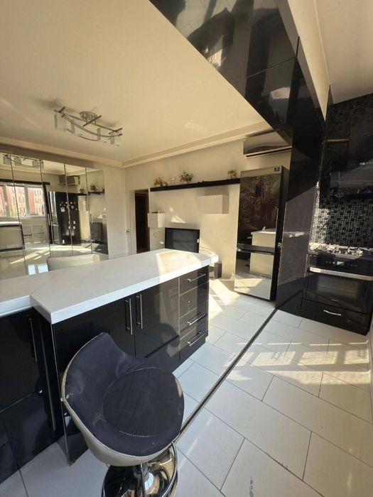 СРОЧНО 1в2ком с Мебелью и Техникой Авиосозлар Кадышева Лисунова