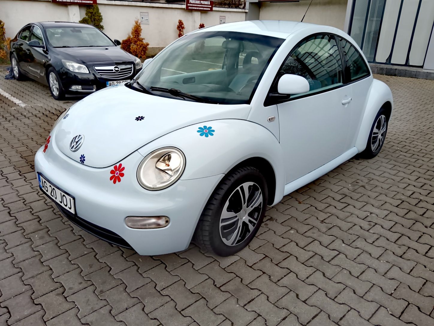 VW New Beetle , proprietar in acte  , aer conditionat funcțional