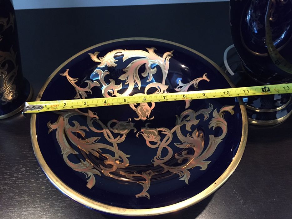 Set veioze,centru masa,vaza portelan fin cobalt cu foita de aur