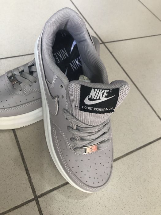 Дамски маратонки