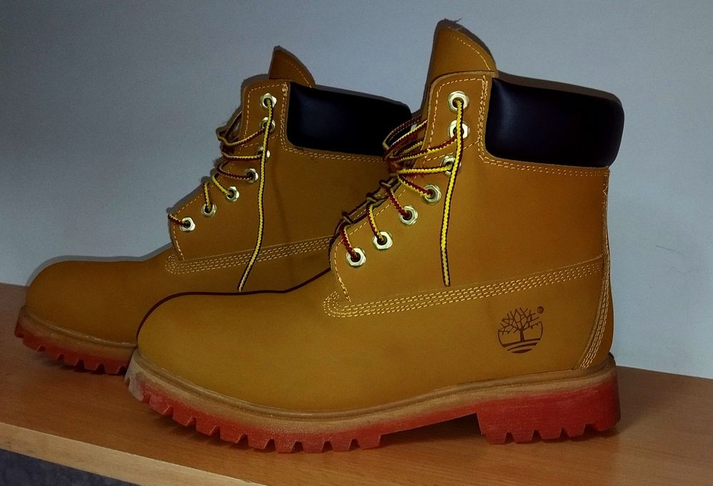 Зимние тимберы / ботинки. Состояние отличное!

Продаю зимние тимберы