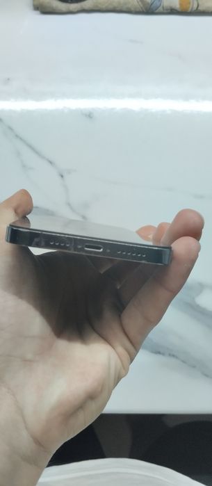 Продаю айфон 12 про макс