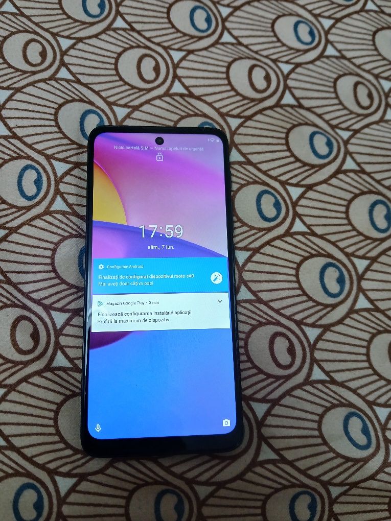 Vând telefon Motorola Moto e40