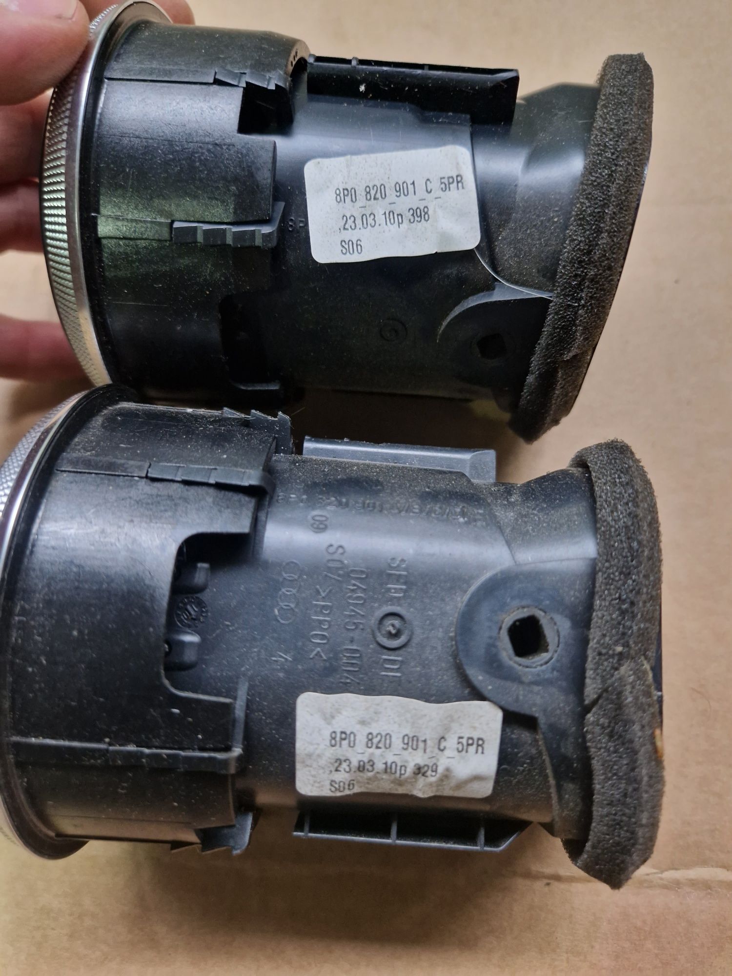 Grila bord ventilație Audi A3 8P facelift 8p0820901c