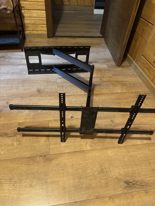 Suport TV de perete max 50kg  43’’-80’’