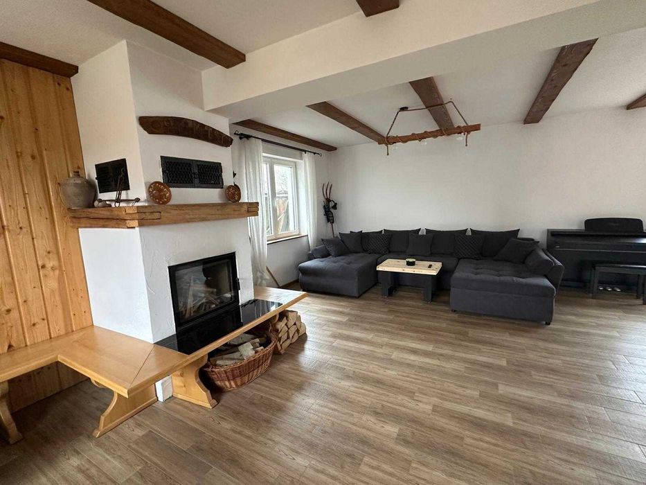 Casa 5 camere - 3 bai - teren 627 mp - Tocile - Sadu