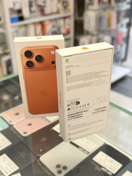 Apple iPhone 17 Pro 256GB Cosmic Orange