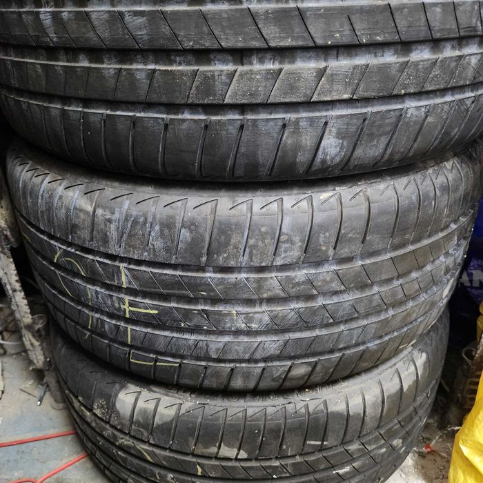 vand cauciucuri ,anvelope Bridgestone   255/35/20