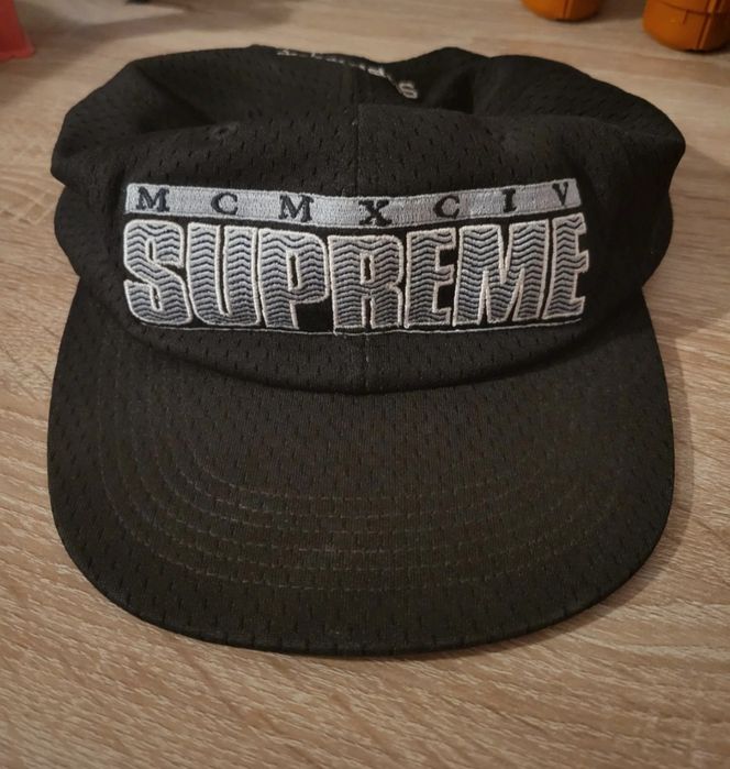Supreme 6 Panel Cap