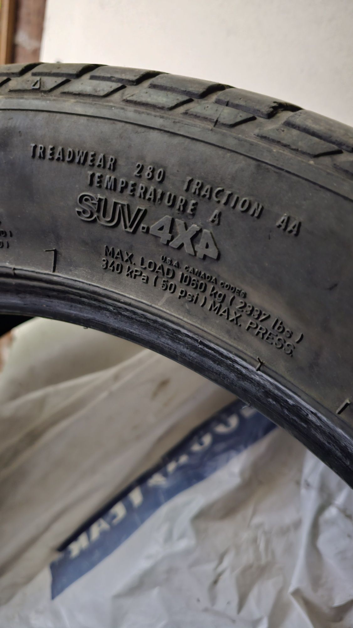 Продавам 4 бр. летни гуми Goodyear Eagle F1 GS-D3 275/45zr20