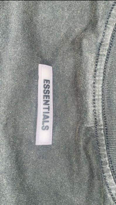 Tricou Essentials