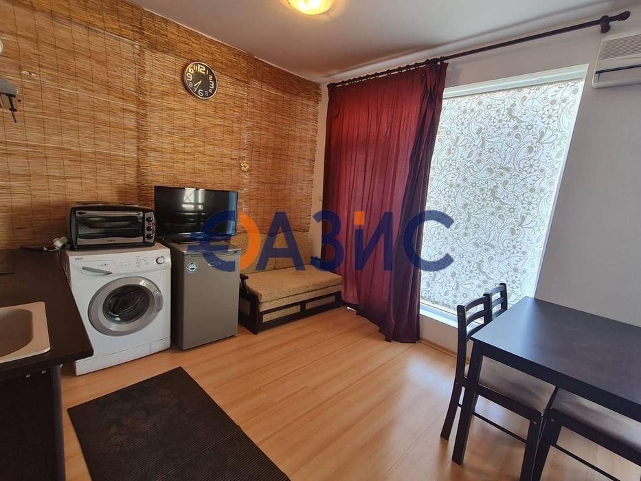 Продава се Едностаен апартамент в к.к. Слънчев бряг - 40 кв.м за 888 €/кв.м - Снимка #3