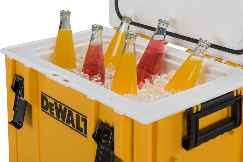 Хладилна чанта-куфар DEWALT TOUGHSYSTEM DS404, 25.5 л