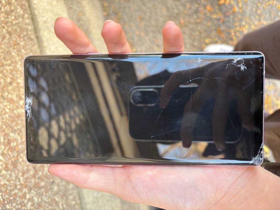 Продам Samsung Note 9