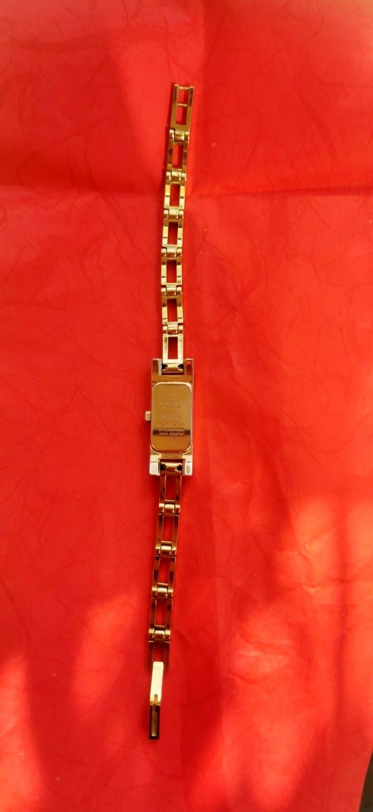 CUCCI 3900L Дамски часовник