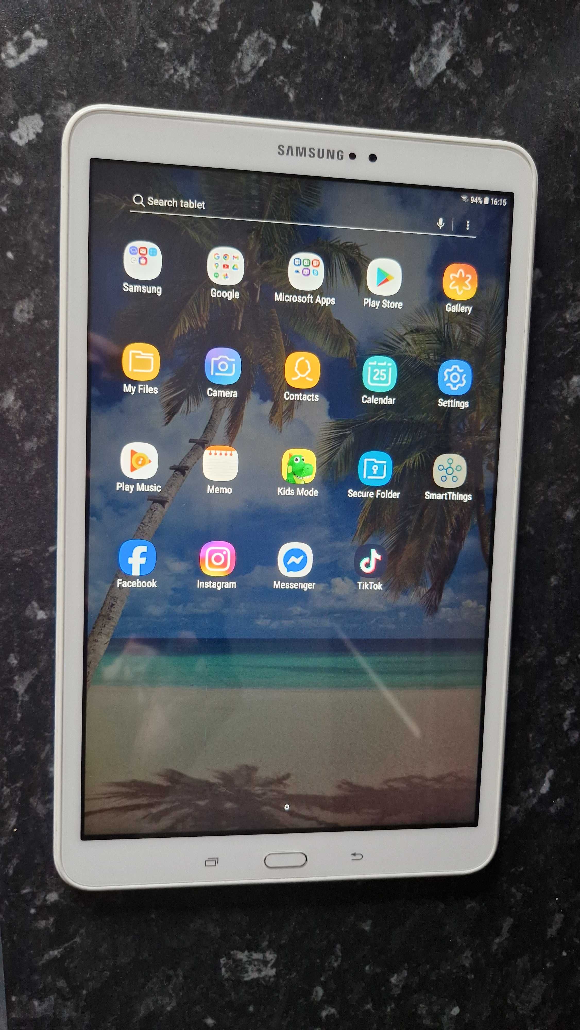 Vand Tableta Samsung Tab A6 mare 10.1" Alba Android 8.1 la 300lei