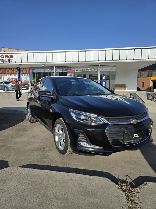 Оникс сотилади 6 позиция