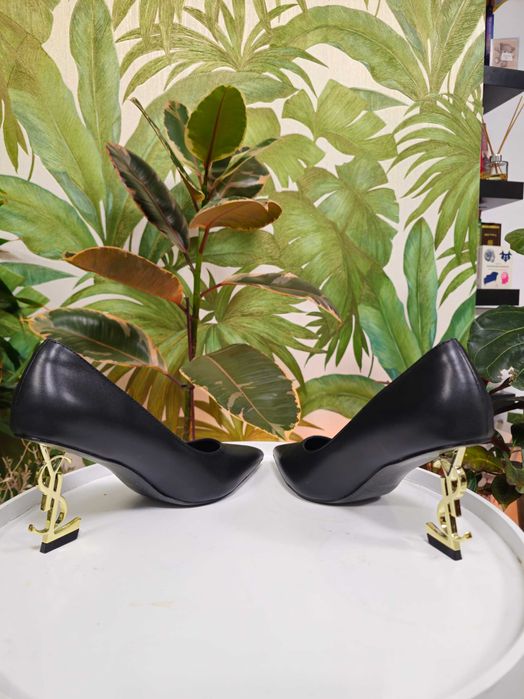 Кожени токчета YSL