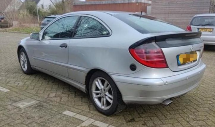 Vând Mercedes C200 Kompressor recent înmatriculată
