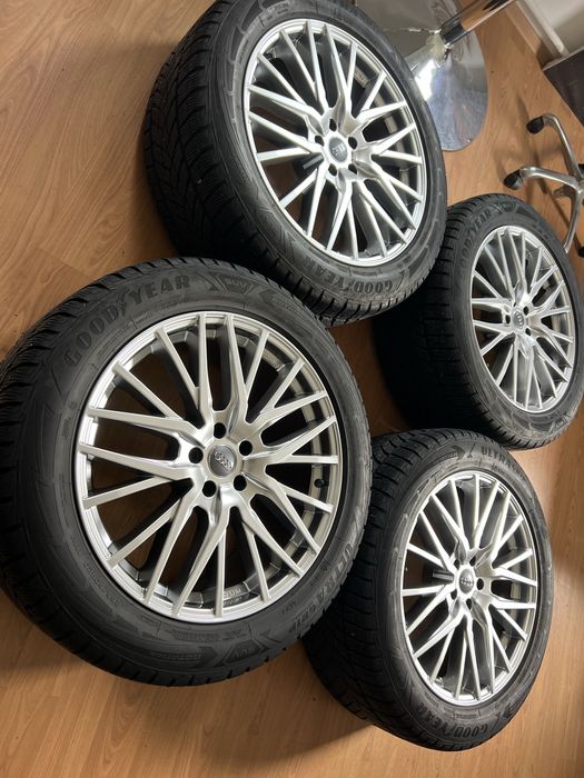 Jante iarna Audi Q7 4M Audi Q8 255 50 20 Dunlop UltraGrip