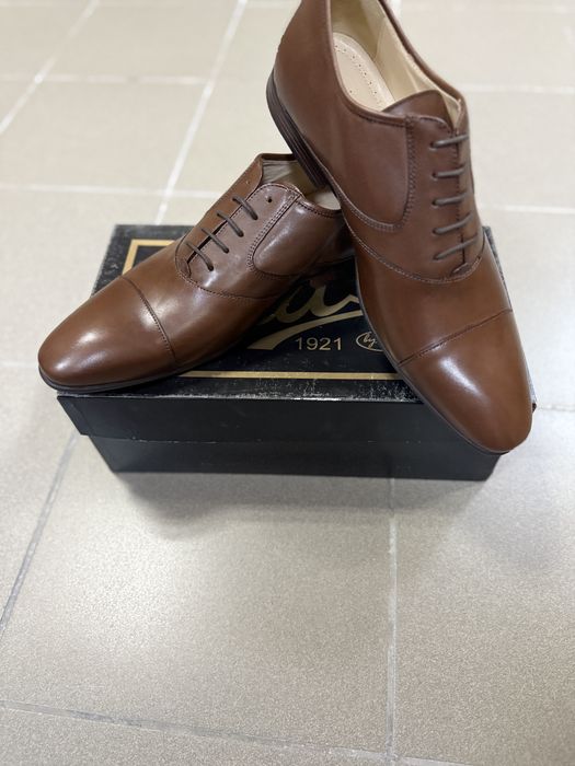 Vand pantofi barbati din piele naturala