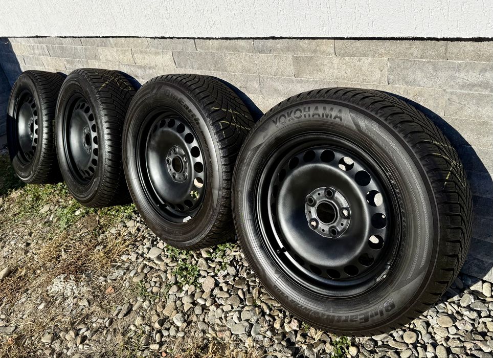 set jante plus anvelope iarna 215 60 16 impecabila 5 x 112 Passat/Vag