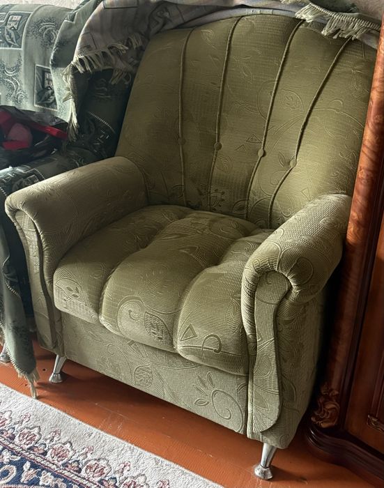 диван четверка 2 дивана 2 кресло в хорошем состоянии