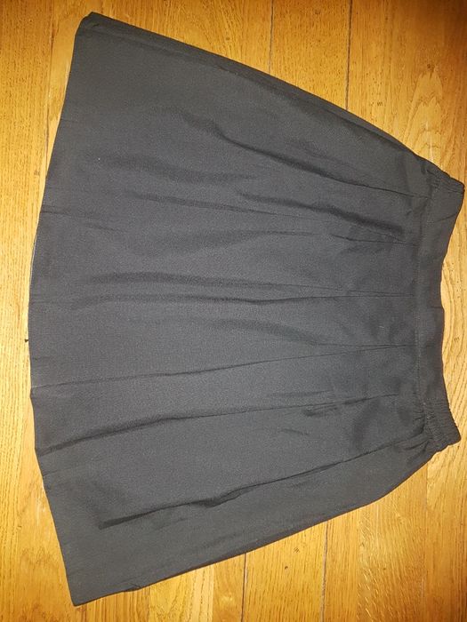 Fusta neagra plisata pentru scoala 2 modele mar 128, 146 si 152