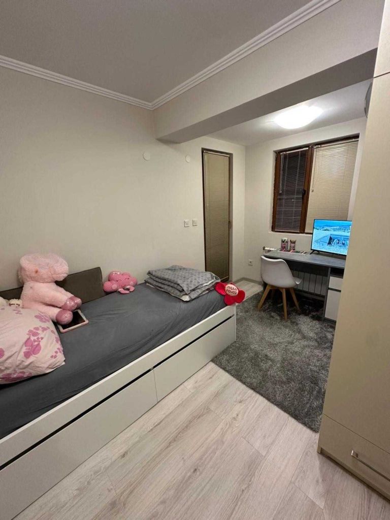 Продава се Многостаен апартамент в Пловдив, Кючук Париж - 130 кв.м за 1585 €/кв.м - Снимка #6