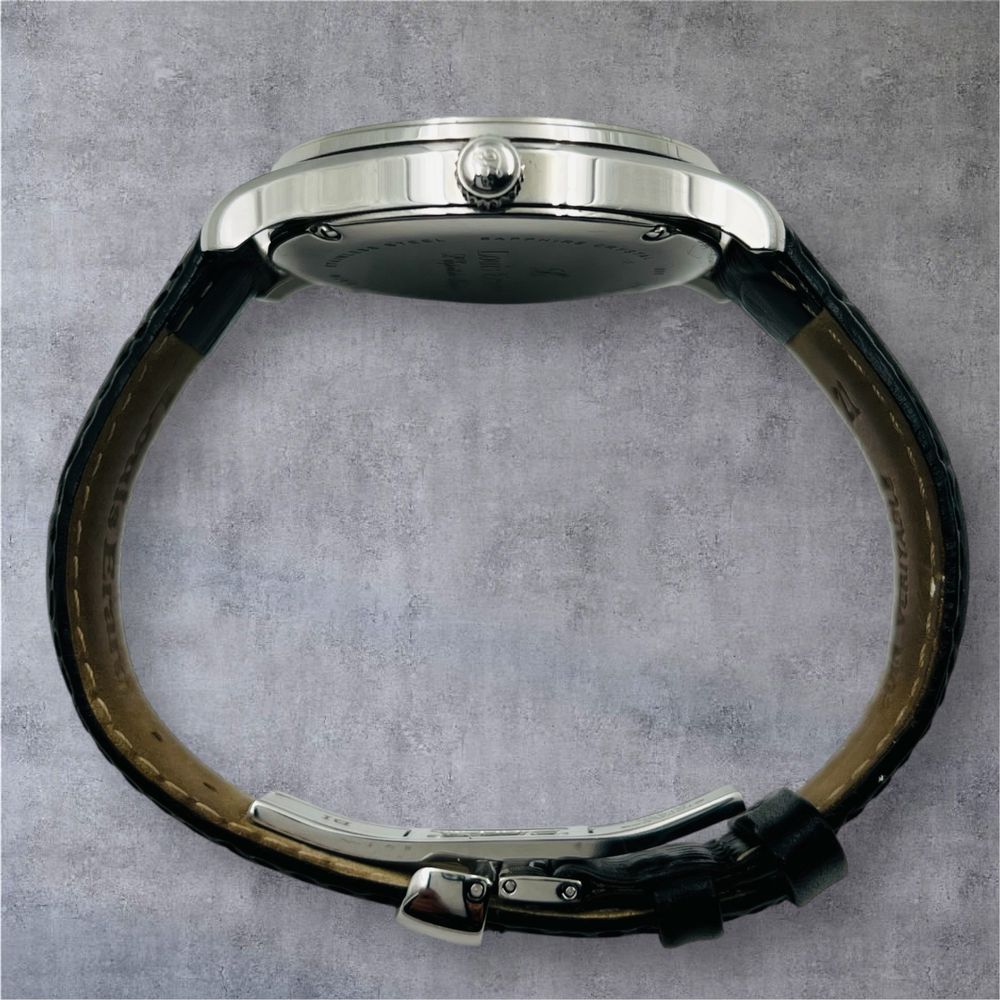 Louis Erard Small Second Swiss Made швейцарски часовник