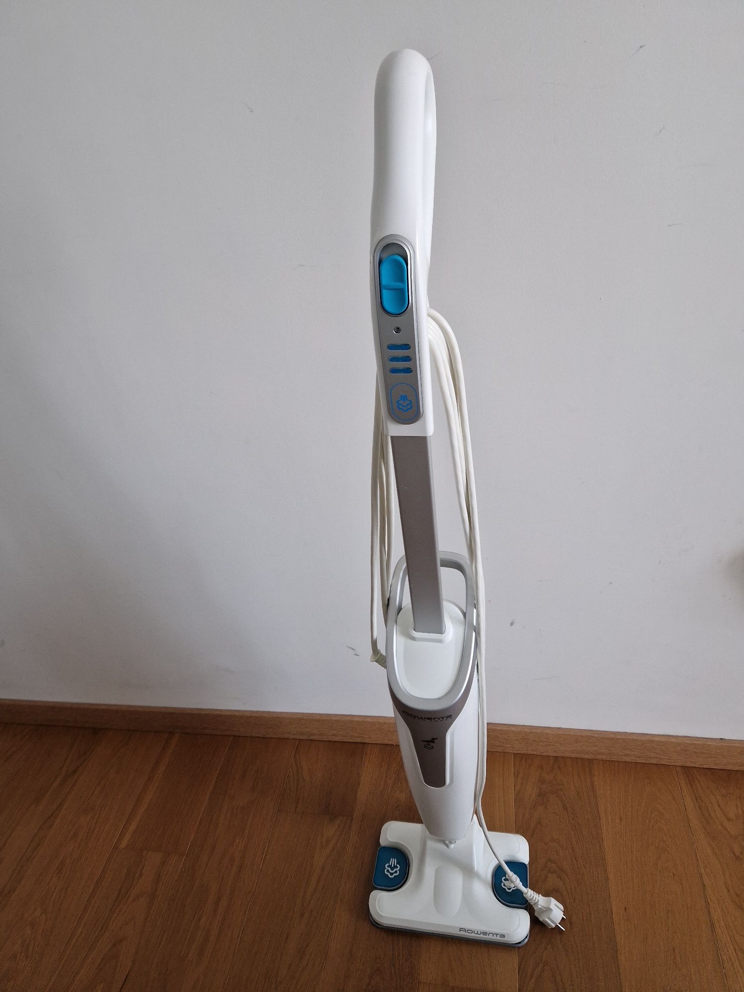 Парочистачка Rowenta steam power