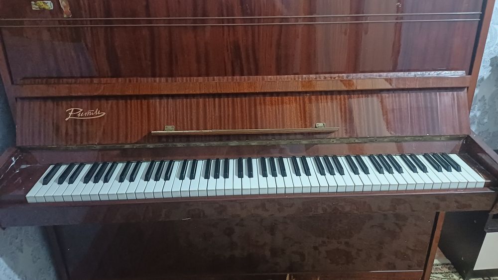 Продам пианино в хорошем состояний