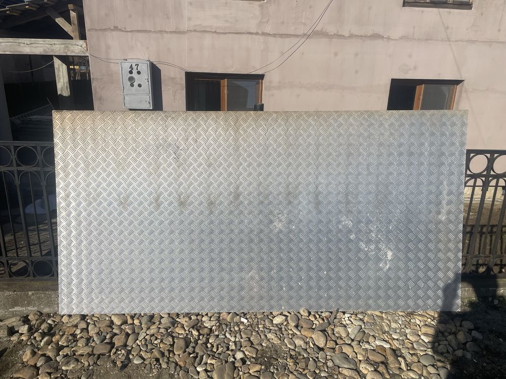 Tabla aluminiu striata 4 x 1250 x 2500mm