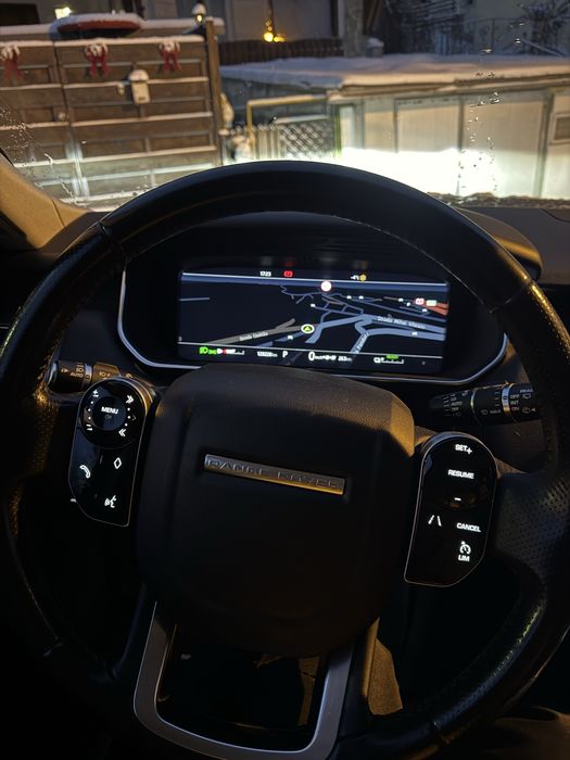 Range Rover Sport P400e plug-in 404cp