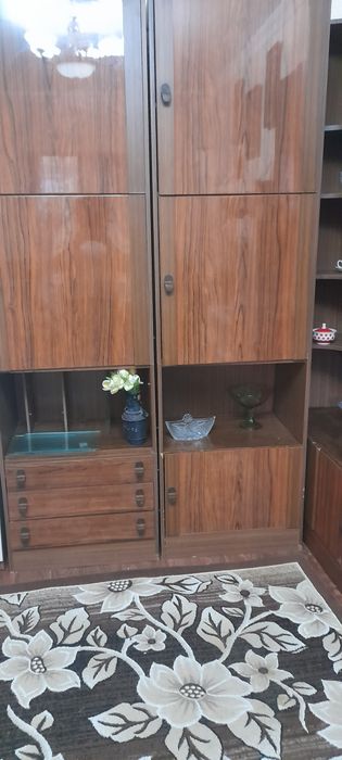 Продается угловая стенка  немецкая