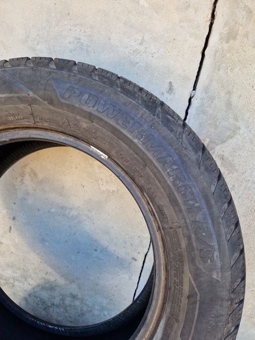 215 65 16  iarna M+S  Goodyear/Powertrac