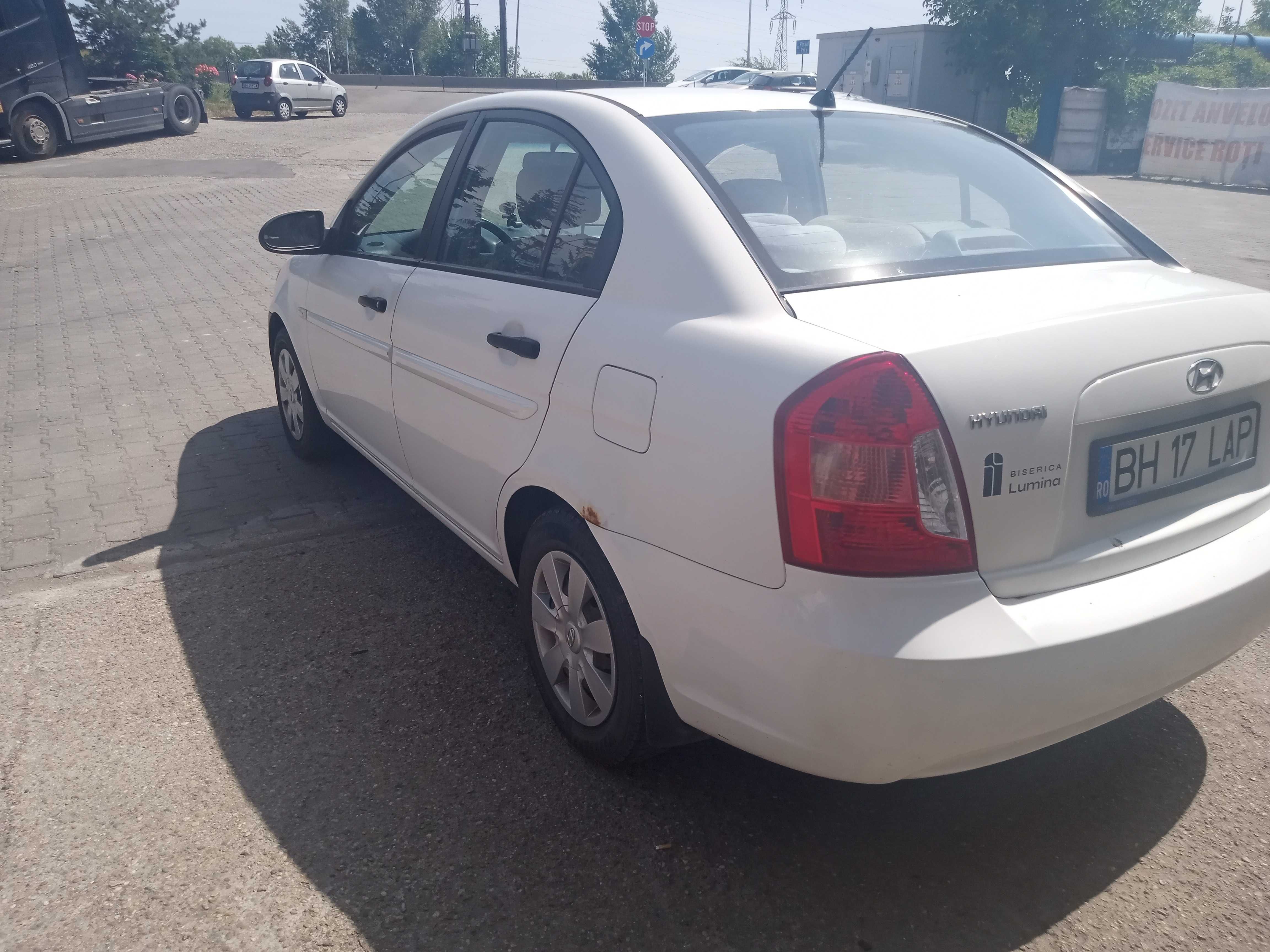 Hyundai Accent 2007  1.4 97CP benzina + GPL