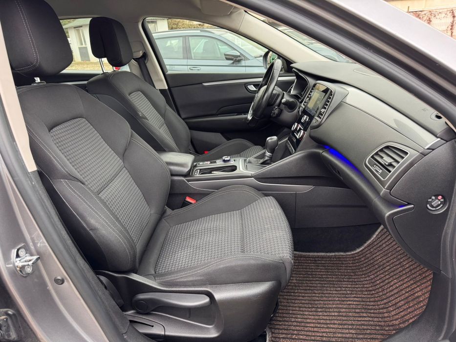 Renault Talisman Fabricatie 12.2017 Motor 1,5 diesel  Cutie Automata