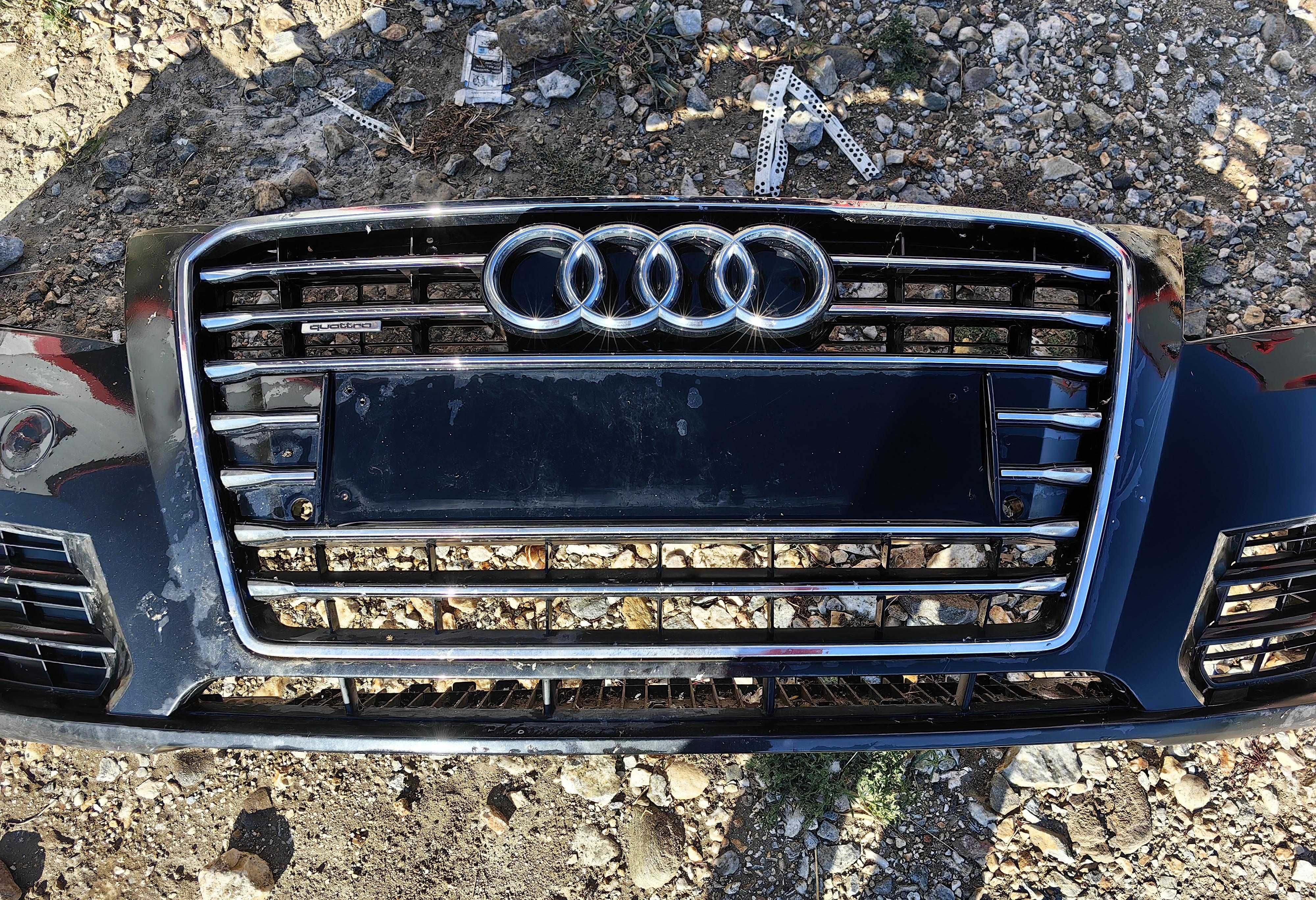 Audi A7 4G 2011-2015 предна броня с решетка