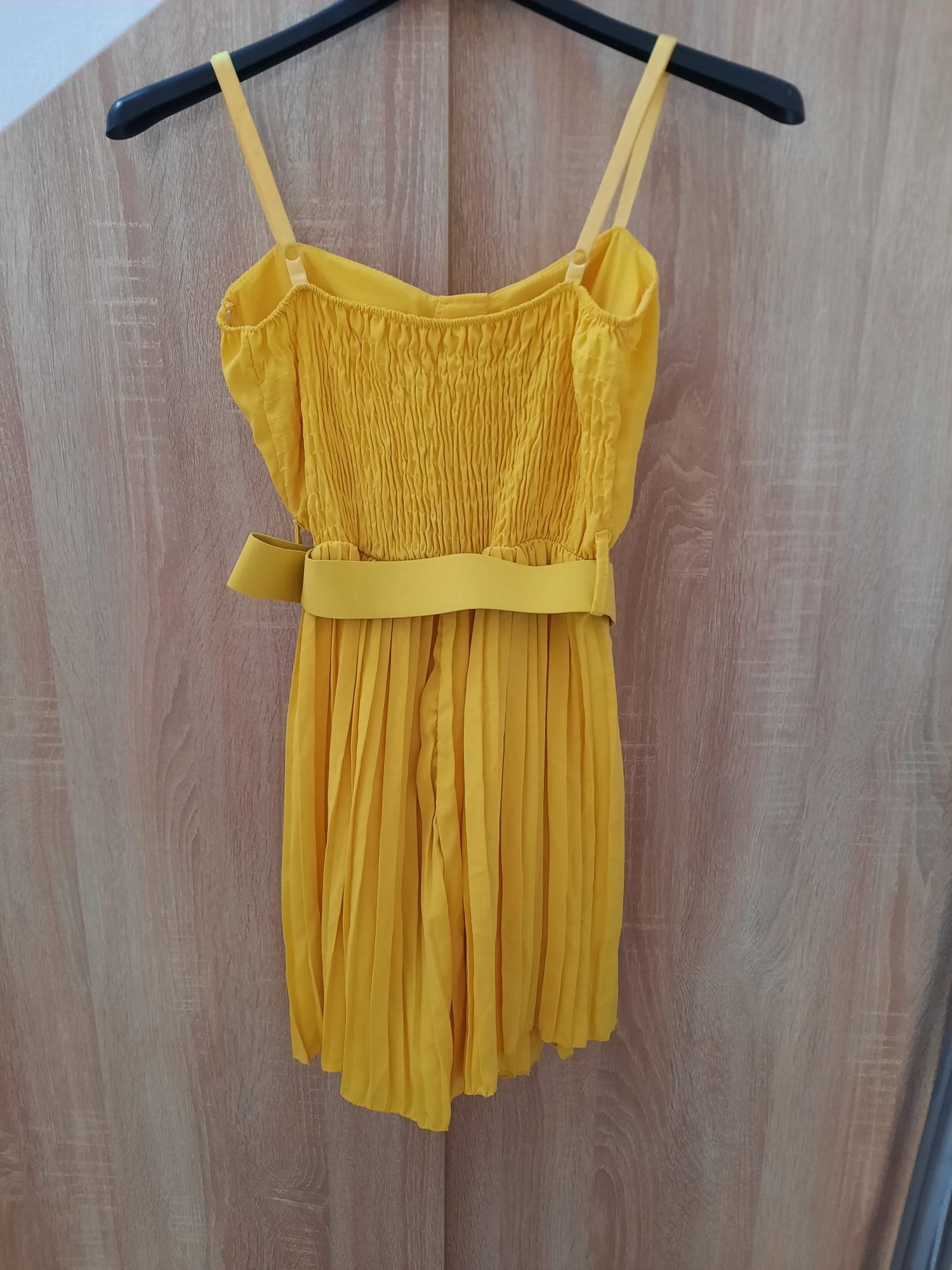 Rochiță tip pantaloni