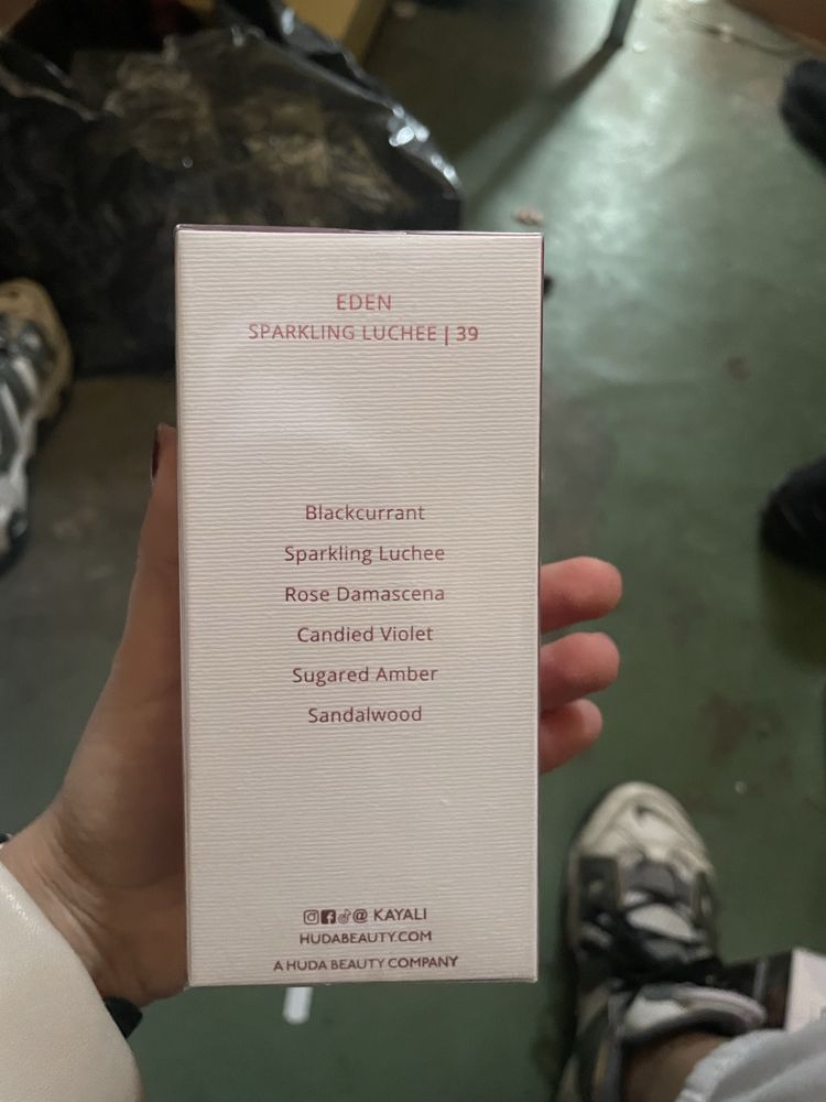 kayali sparkling lychee |39